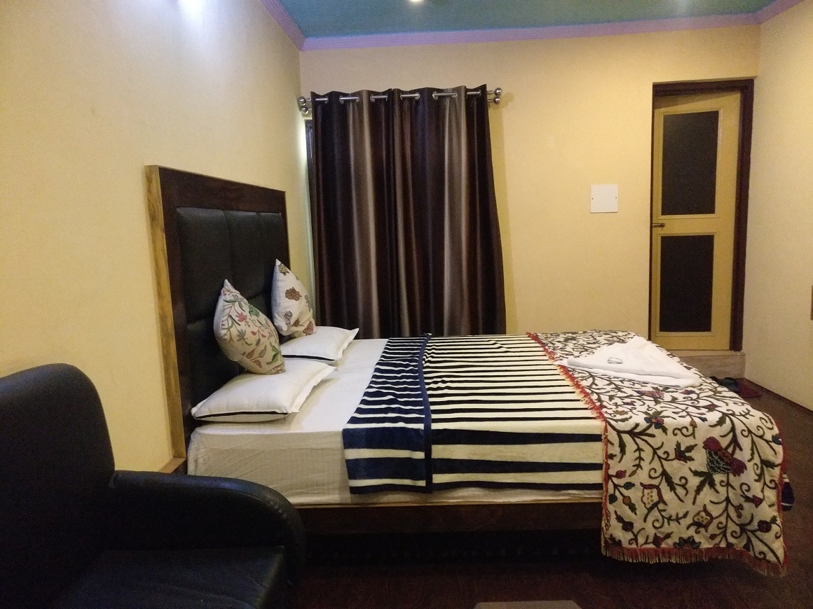 Hotel AAYAT - Tap to explore photos