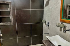 Corte De Paradise 4 Bedroom Villa near to Airport, Srinagar