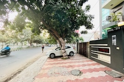 Hotel Dayal Regency, Millenium City Metro, Near Fortis Hospital, Gurgaon