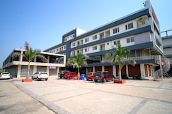 The Sky Imperial Unity Inn, Rajpipla
