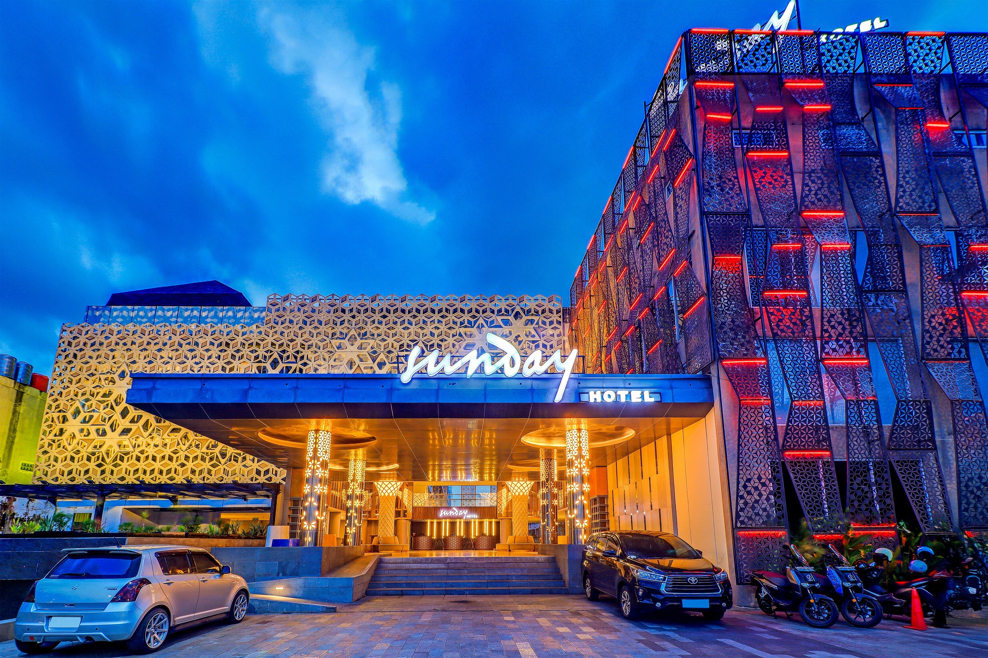 Sunday Hotel Sunset Road Near Trans Studio Mall - Tap to explore photos