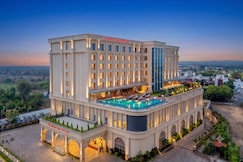 Hotel Express Inn Heritage, Chhatrapati Sambhajinagar