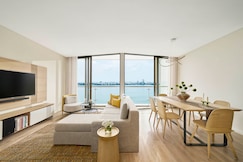 PARKROYAL Serviced Suites Hanoi, Hanoi