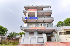FabHotel Supreme Stay, Tonk