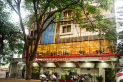 Hotel Springs Lodging, Nashik