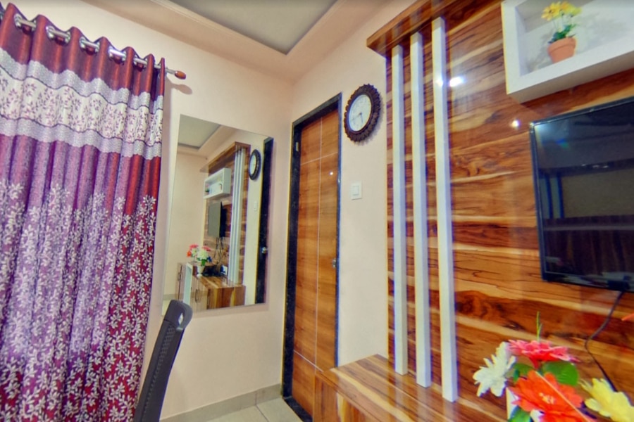 Hotel Dhanraj Deluxe Kolhapur Maharashtra 4