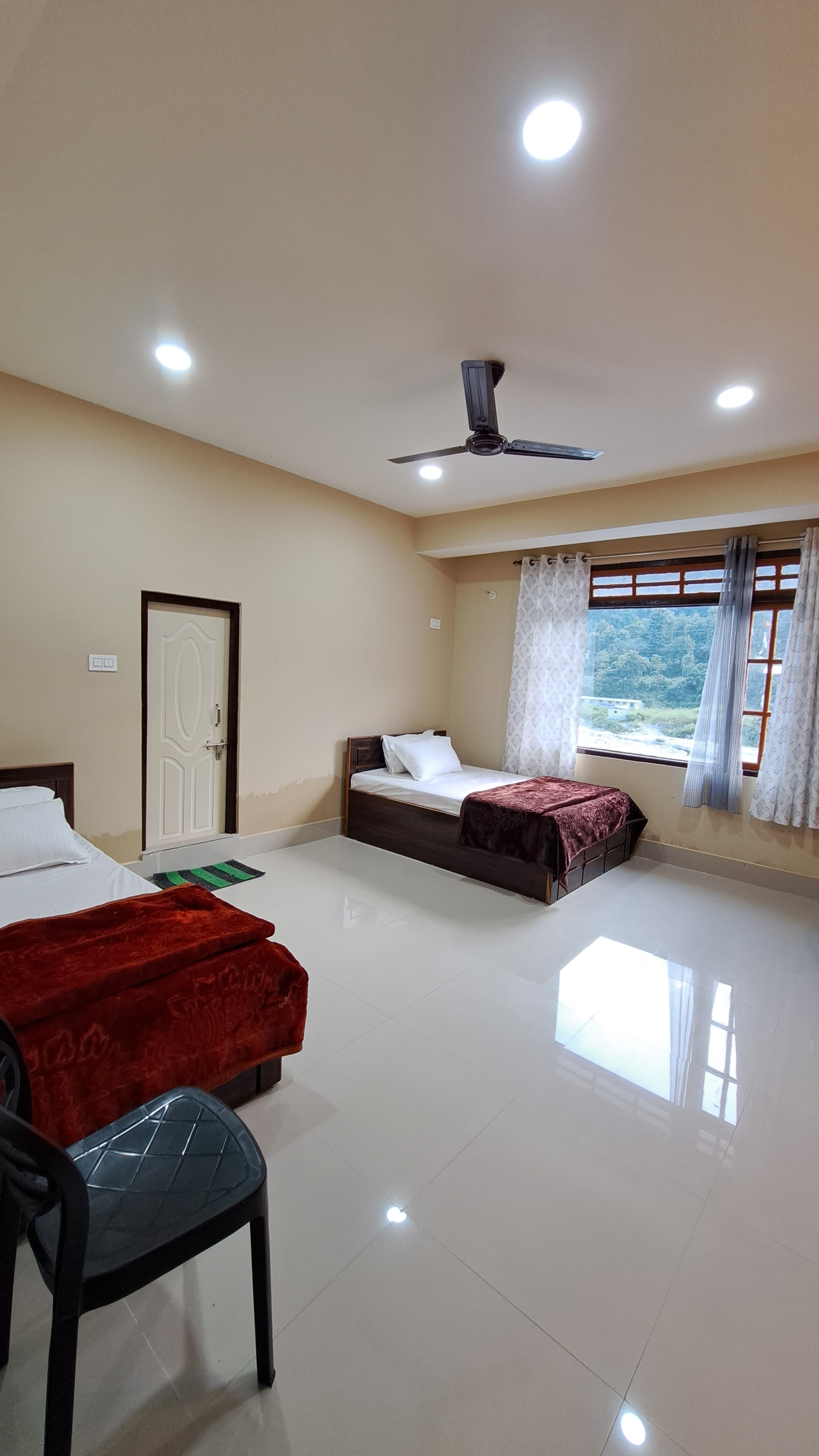 Budang Blessland Homestay - Tap to explore photos