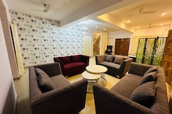 BuddhaInn | Enchanted 4BHK Garden Villa, Varanasi