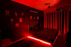 The retro residence, Greater Noida