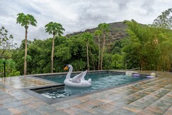 2BHK Pool Villa near Trimbakeshwar Temple, Hatgad