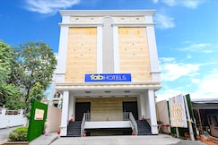 FabHotel Aurelia Grand, Mohanlalganj