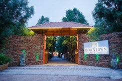 Brown Town Resort and Spa, Chevella