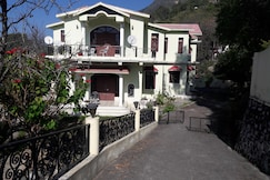 Blooming Dale @5 mins drive from Bhimtal Lake, Bhimtal