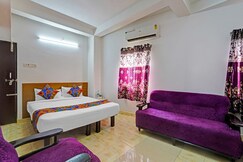 Via SS Residency, Chennai