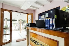 Hotel Sri Saravana Bhavan, METTUPALAYAM