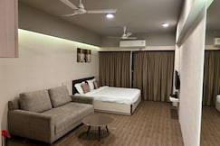 Weekeend address  dumas, Surat