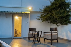 Hampton Villa Retreat | Entire 1BR Near Mall Road, Mussoorie