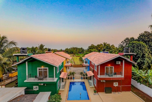 2BHK Villa with Private Pool | WiFi-Caretaker-Parking | Baga 