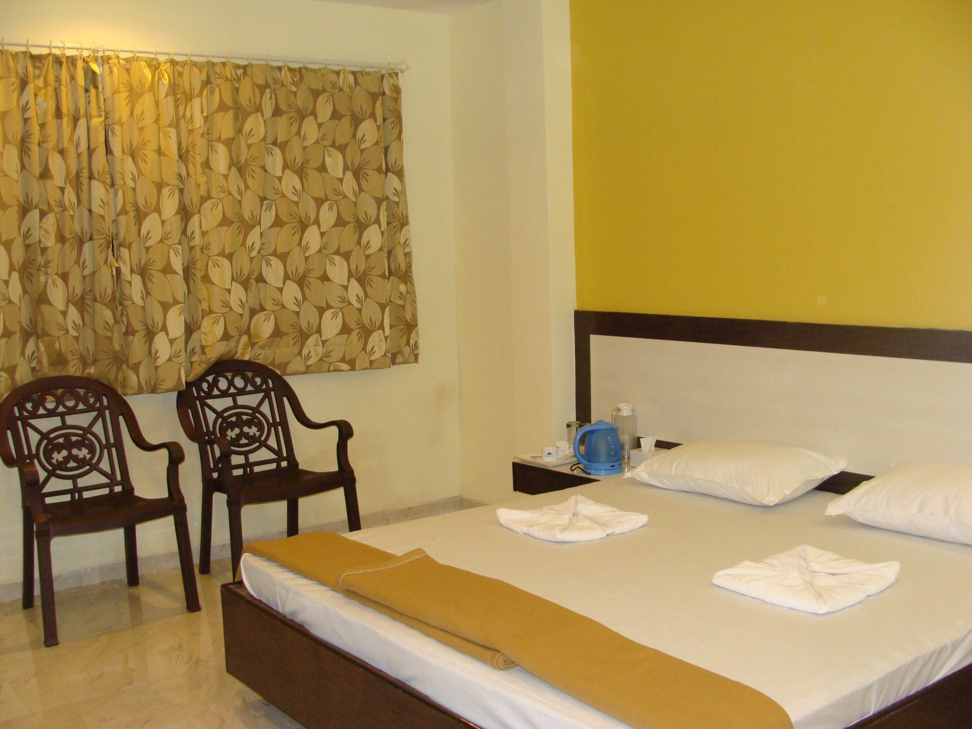 Sea Winds Hotel Guhagar - Tap to explore photos