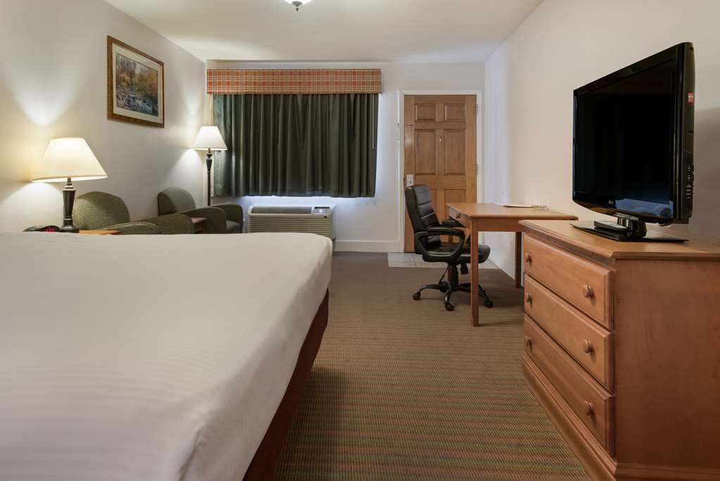 SureStay Hotel By Best Western Leesville - Tap to explore photos