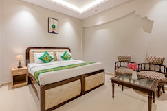 Treebo Paras International, Delhi