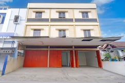 Hotel O Rappocini Near Rsia Paramount, Makassar