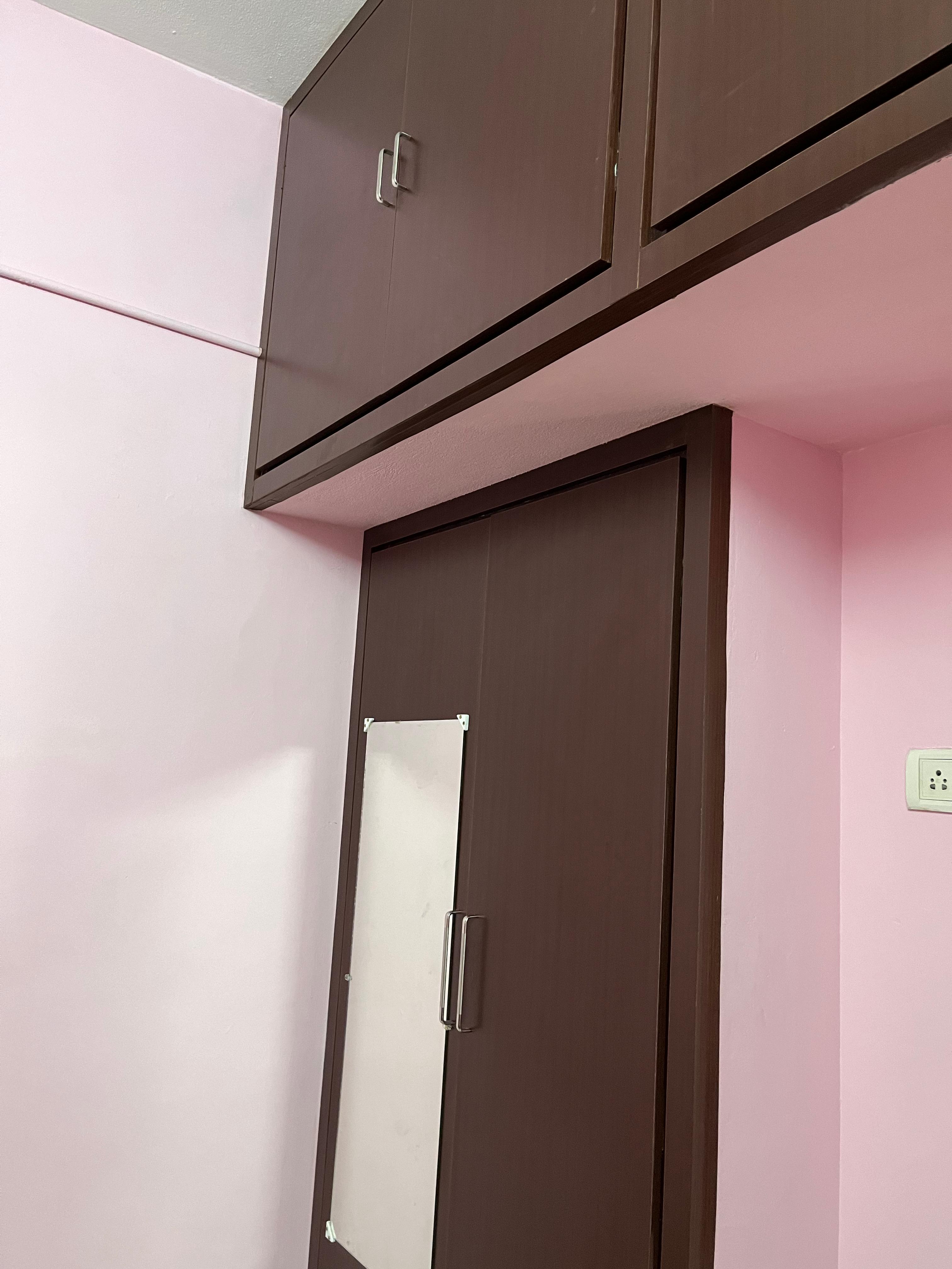 Malar service apartment - Tap to explore photos