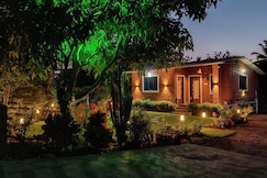 The Royal Ascot Holiday Home, Alibaug