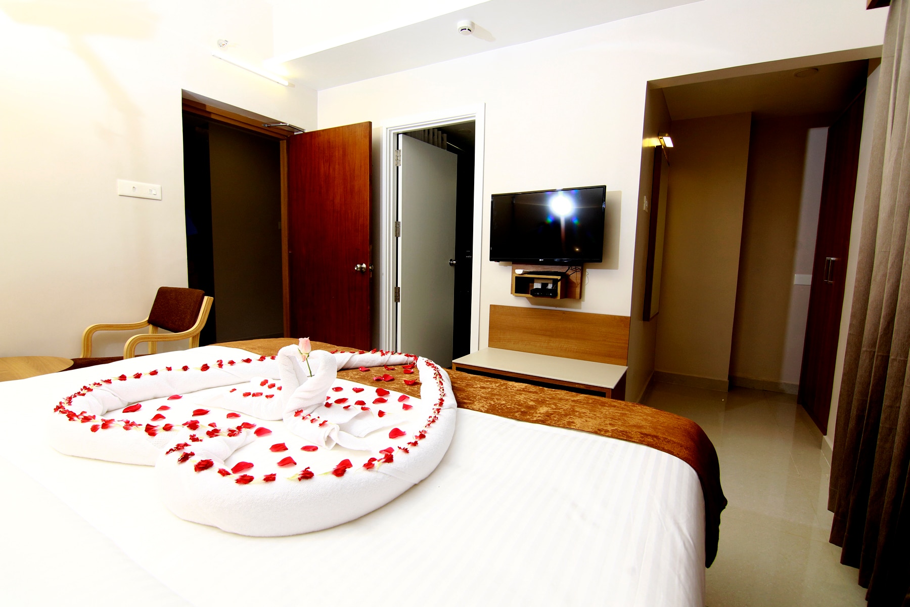 HOTEL PANACEA VENTURES - Tap to explore photos