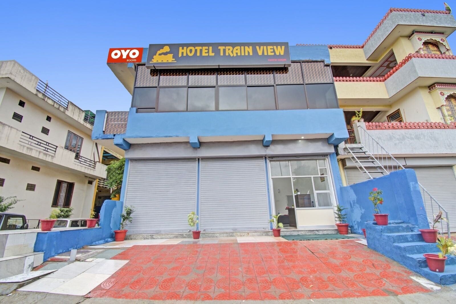 Hotel O 810436 Hotel Train View - Tap to explore photos