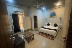 Hotel O Hotel Brijwasi, Lucknow