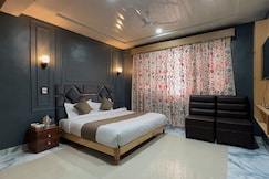King Palace Hotel & Restaurant, Kupwara