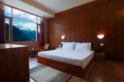 Hotel The Valerian, Manali