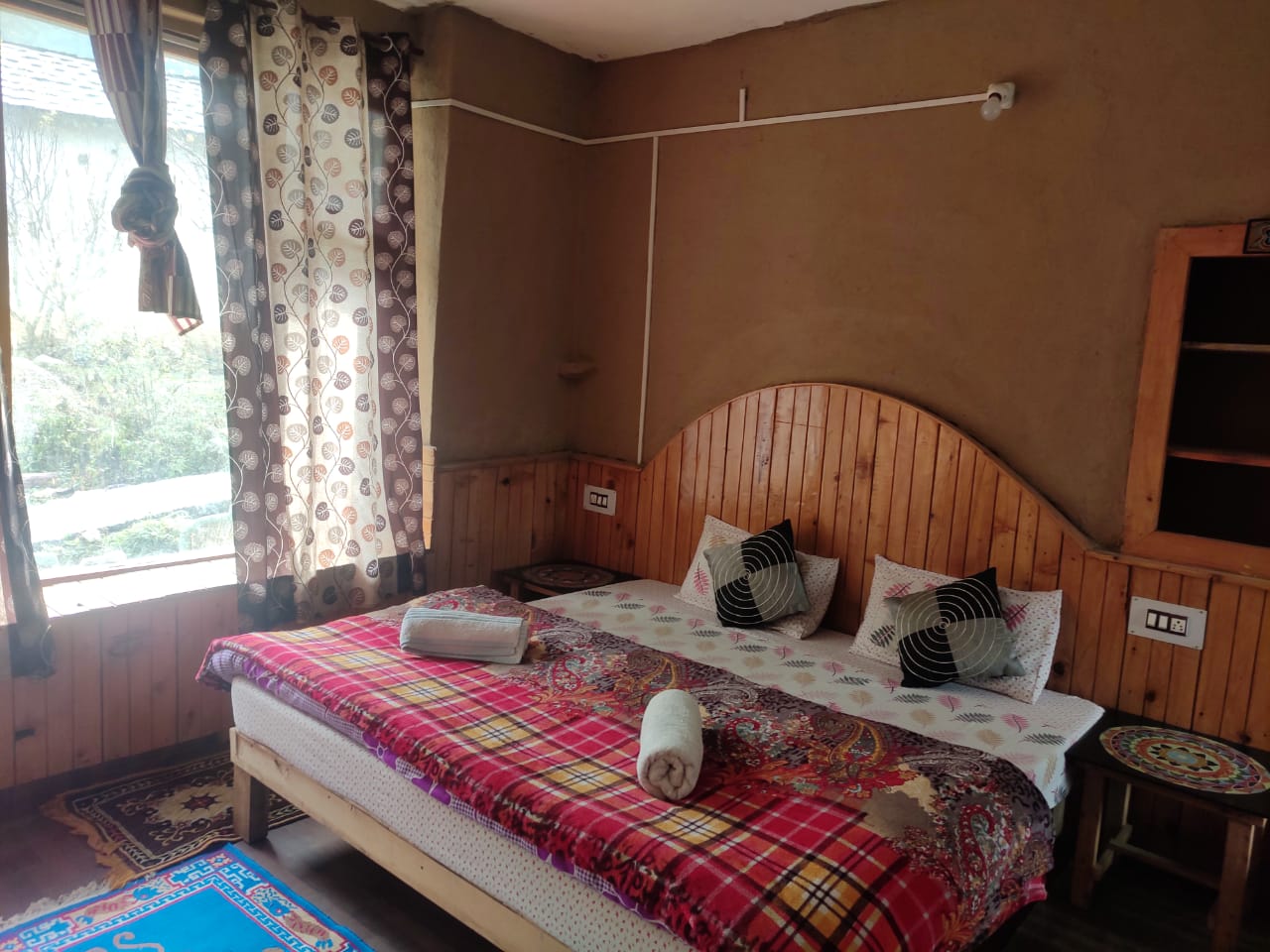 River View Home stay , Banjar - Tap to explore photos