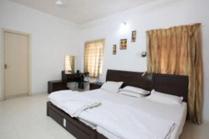 Elis Hospitality Arjun Villa - Tap to explore photos