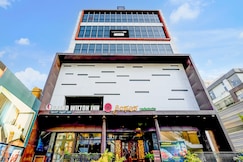 Super Townhouse Oak Mahadevapura Opposite Phoenix Mall Formerly Grand Wilton Inn, Bangalore