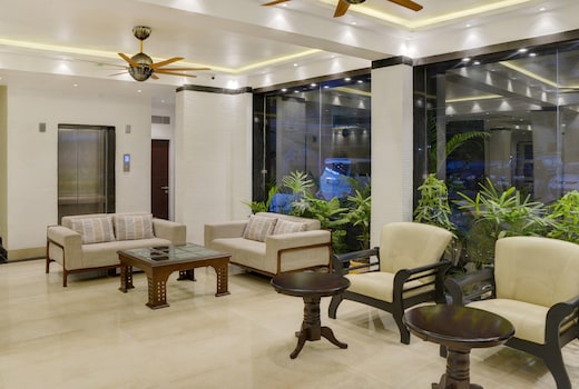 Treebo Premium The Crystal, Chinar Park
