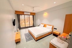 Hotel Monville, Vapi
