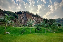 Farm for events and staycation, Greater Noida