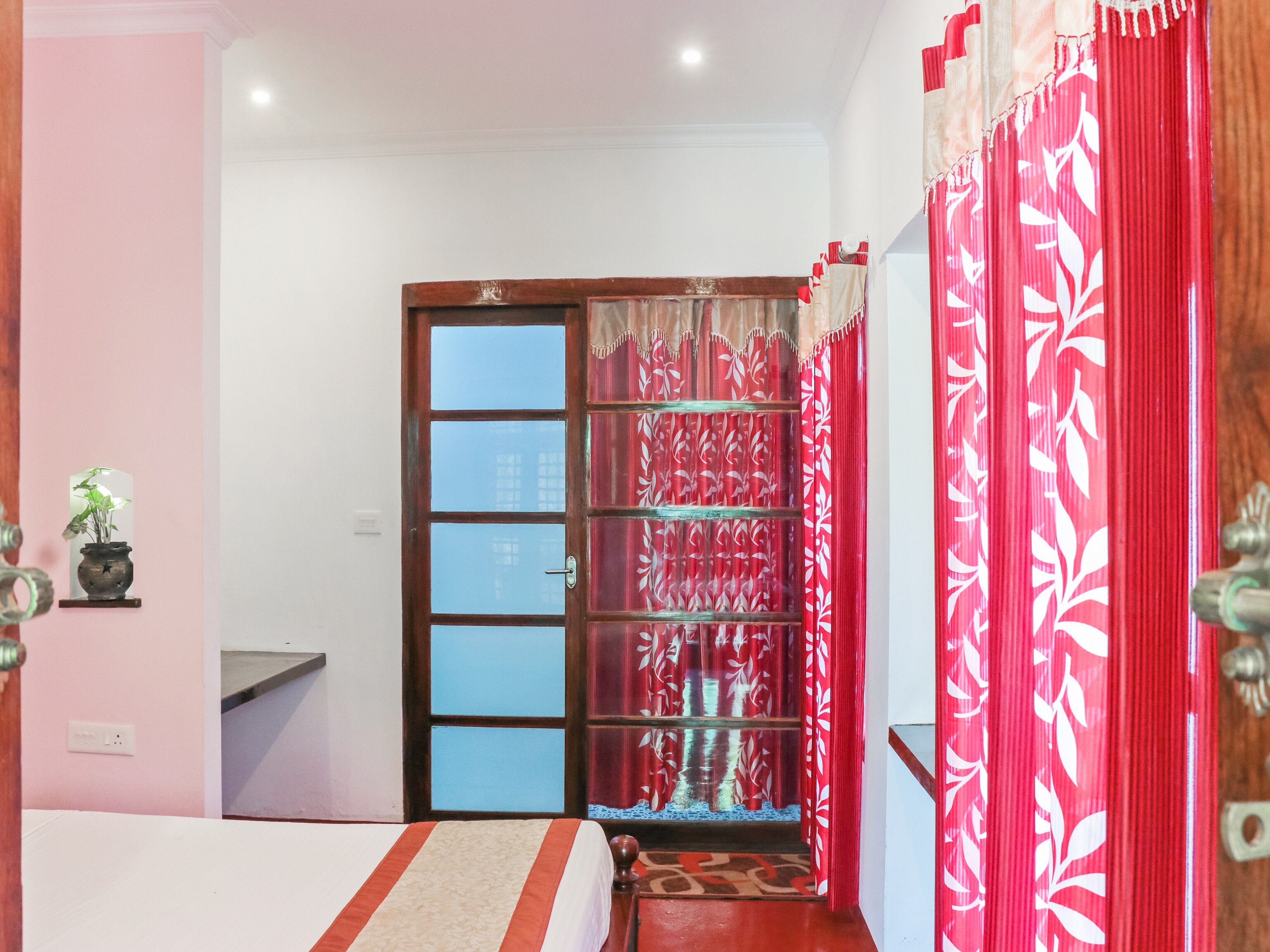 Marari Umapathi Beach Villa | Rooms & Caretaker - Tap to explore photos