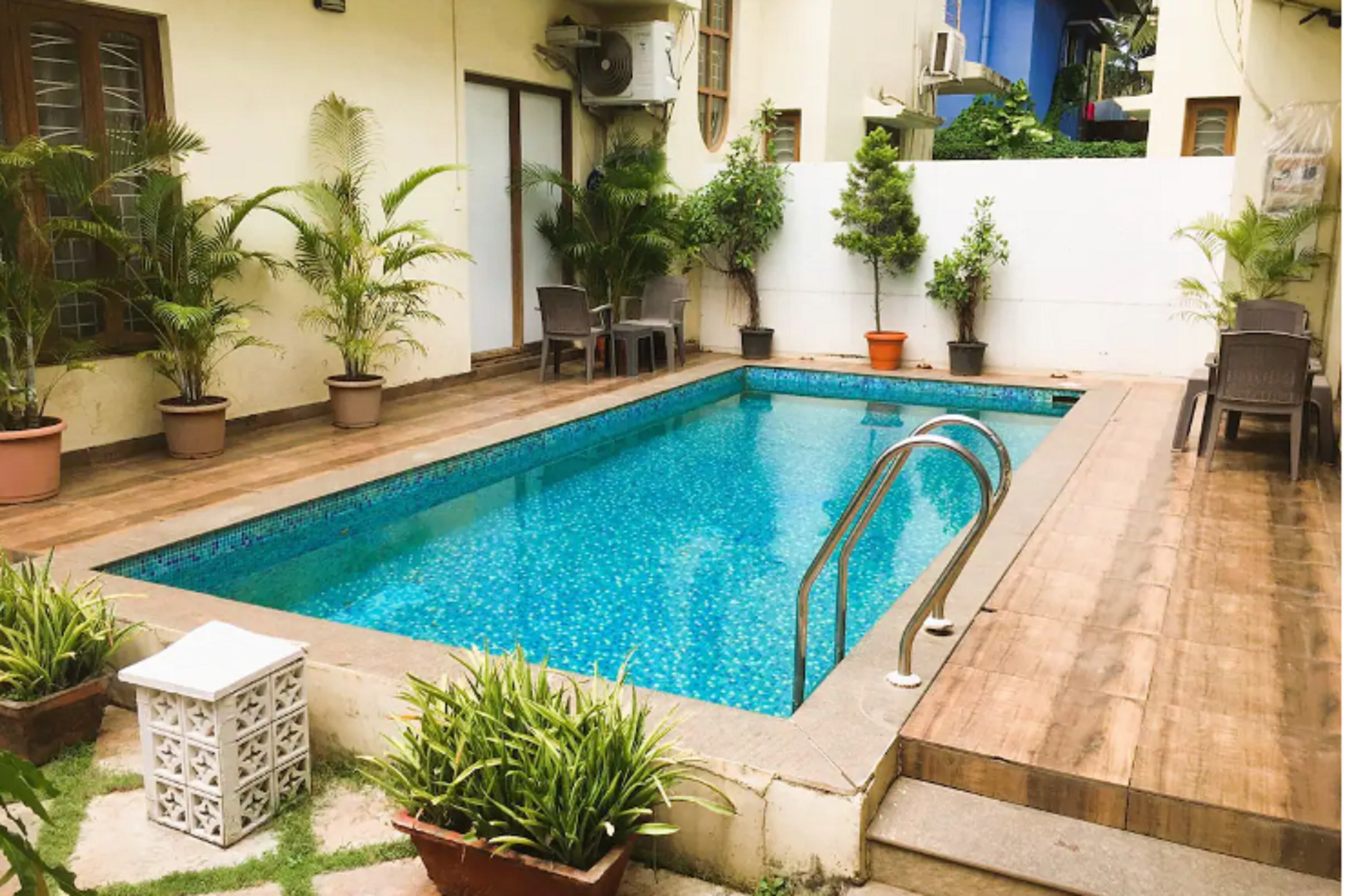 GRAND VILLA 4 BHK with Private Pool Saligao - Tap to explore photos