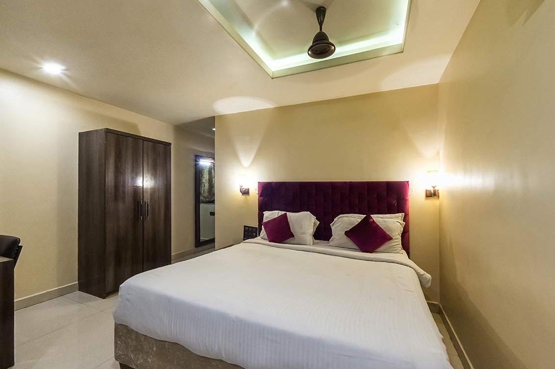 Hotel Parashar Check In 3