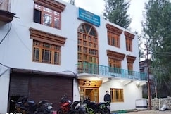 Hotel Border View | Rooms in a Homestay, Kargil