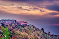 Kasauli Hill Crest | Luxury Apartments, Kasauli