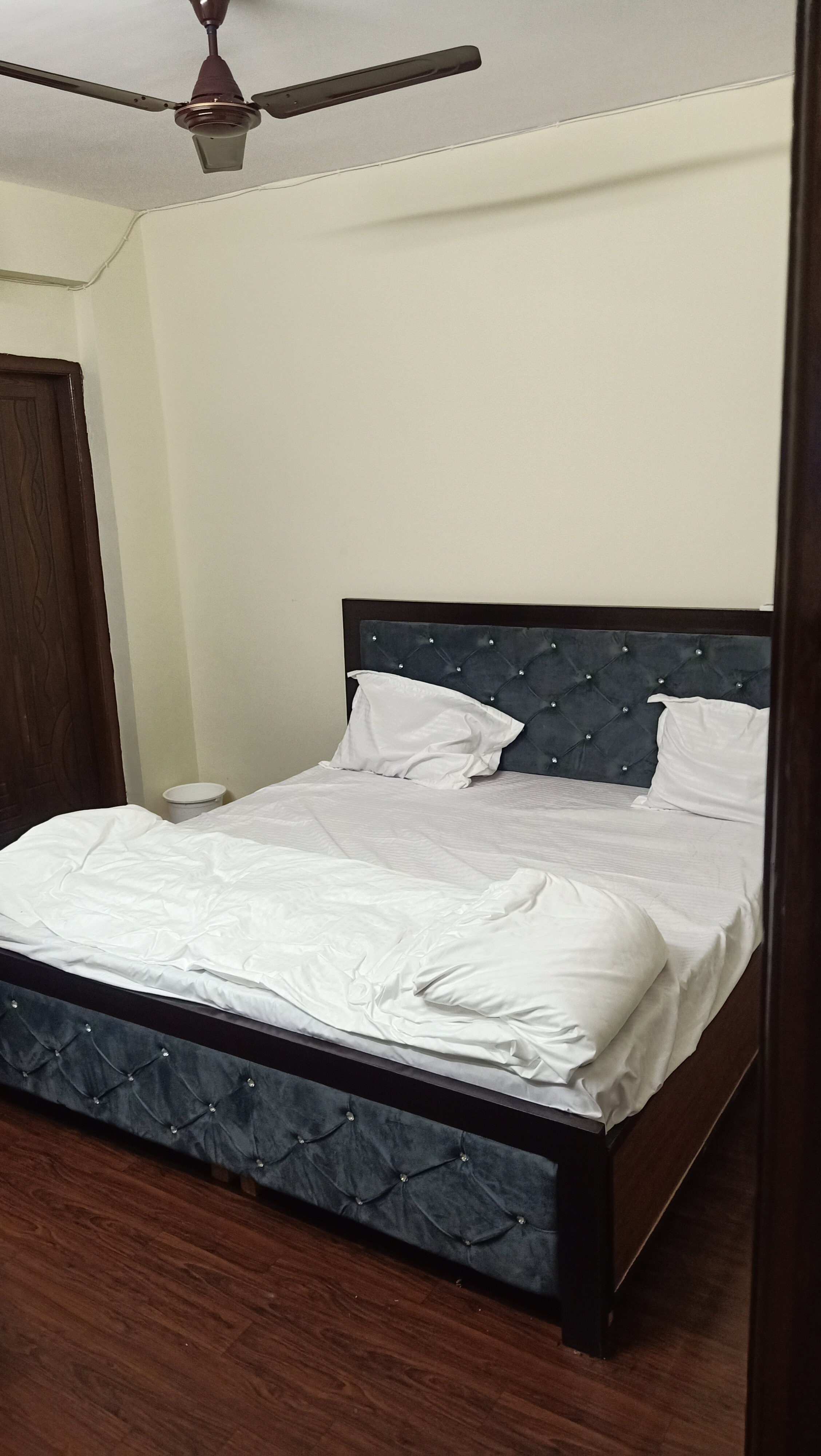 2 Bhk Independent fully furnished flat at Navlkha - Tap to explore photos