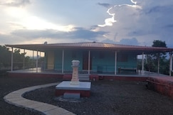 Windchimes Farms, Sasvad