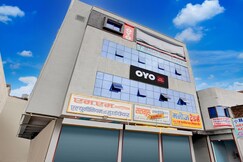 Hotel O Blue Berry, Narsinghpur
