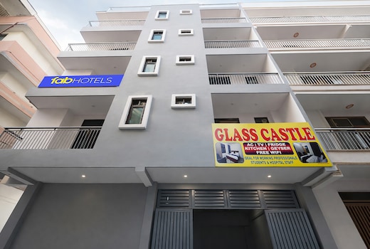 FabHotel Glass Castle