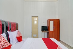 Hotel O Lestari Baru Syariah Near SMA Negeri 1 Salo, Kampar