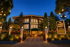 Strand Resort, Lonavala